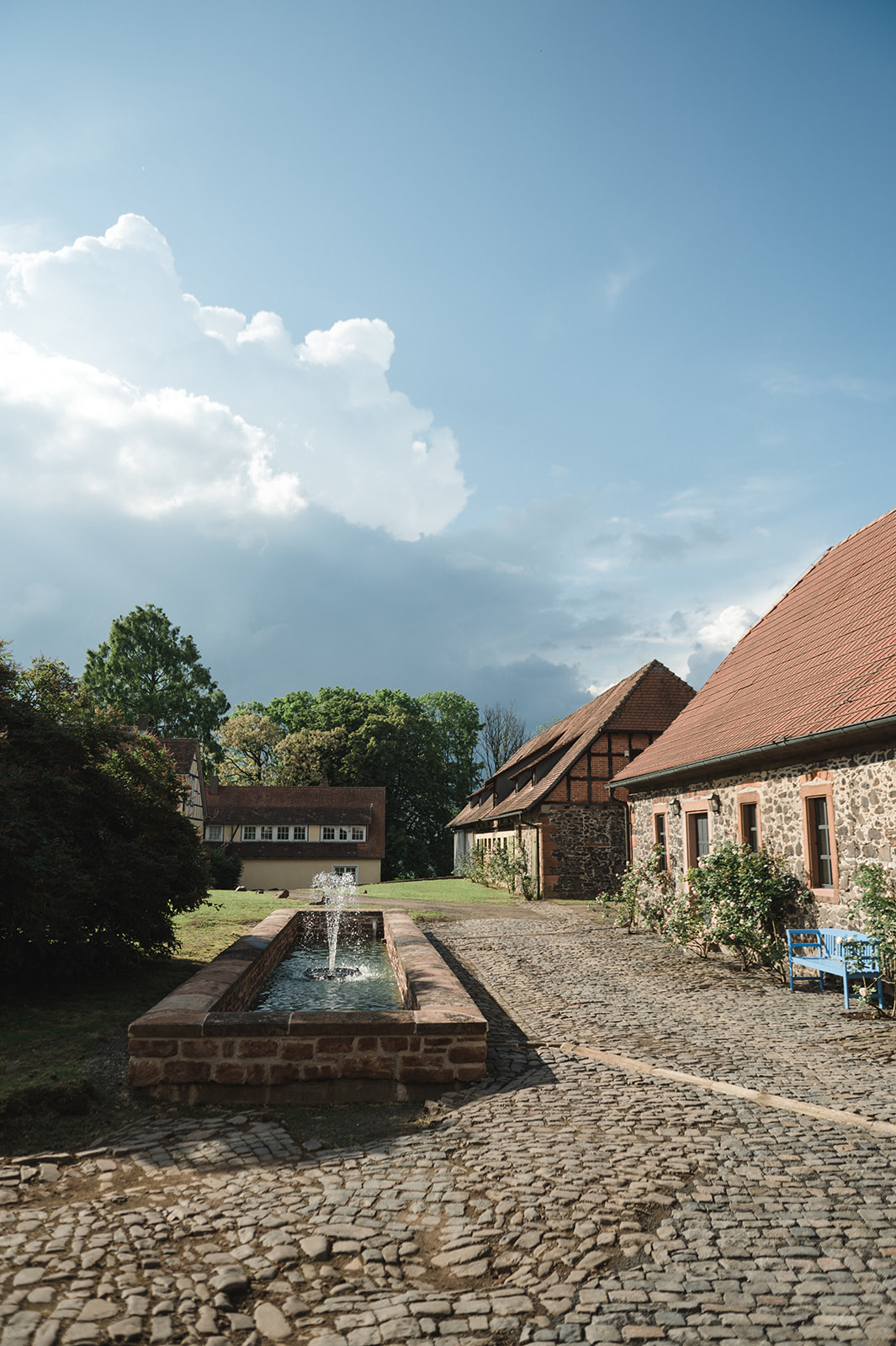 HOFGUTLUISENLUST-103-sonnig-wolke